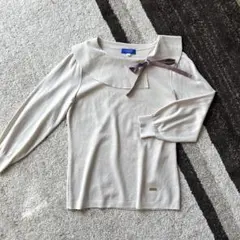 バーバリーブルーレーベル リボン付きくすみピンク色ニット