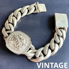 Item thumbnail for item 8b032554-7c3d-4020-b682-f91d247e9466