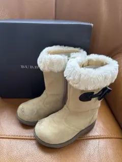 バーバリー　ブーツ　ベージュ　16cm もこもこ