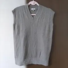 ベージュ Vネック ノースリーブ シャギーベスト