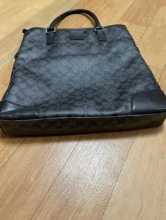 COACH シグネチャー トートバッグ ブラックのサムネイル