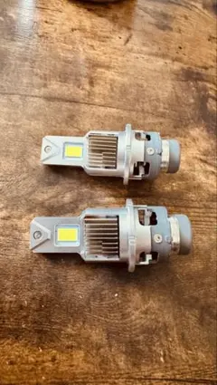 LEDヘッドライトバルブ D4S/R 25E 2個セットのサムネイル