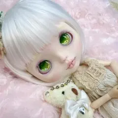 Item thumbnail for item 7203b44e-8fd5-476b-8ee3-8bc9d4751a9b