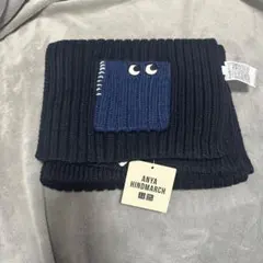 ユニクロ　アニヤハインドマーチ　ヒートテックマフラー