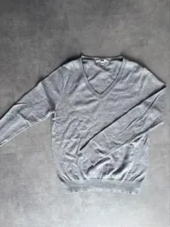 UNIQLO Vネック セーター (L)