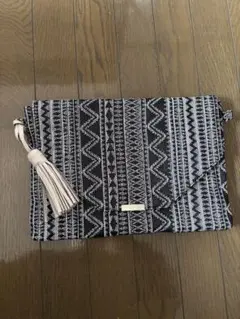 Item thumbnail for item cabf62e5-dd3a-4ae0-bb24-0edc12817d2e