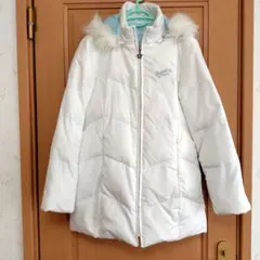 キッズ用ホワイトダウンコート（ファー付き）