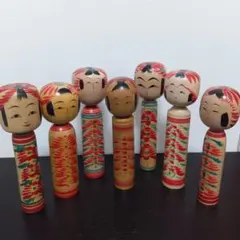 伝統的な木製こけしセット7本 - メルカリ