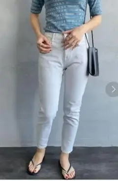 アッパーハイツ　THE STELLA スキニーボーイフレンドホワイトデニム