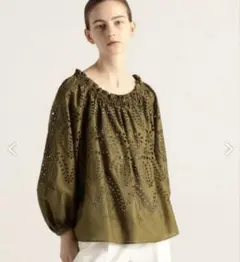 Tomorrowland collection ブラウスのサムネイル