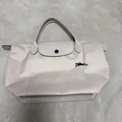 Item thumbnail for item 5b7155d8-a639-4774-ac76-0be1b53b8cfc