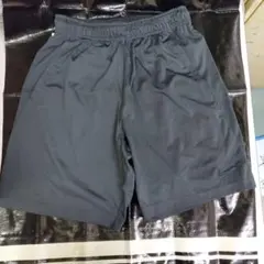 NIKE DRI-FIT ショートパンツ Mサイズ
