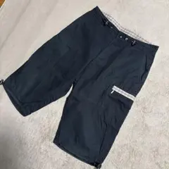 黒のショートパンツ チェック柄ウエストバンド