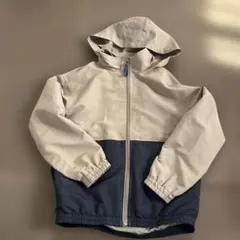 ブリーズ　140 美品 バイカラー フード付き ジャケット