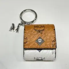 い*み様 未使用　MCM AirPodsケース