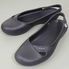 【極美品】 Crocs オリビア ラバー サンダル ブラック W8 24cm