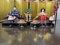 伝統的なひな人形セット