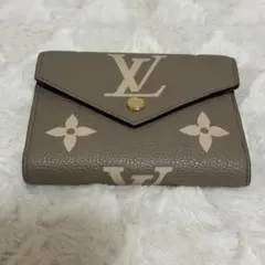 極美品】ルイヴィトン アンプラント 三つ折り財布 ヴィクトリーヌ