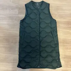 ユニクロ　ウルトラライトダウンロングベスト　Mサイズ