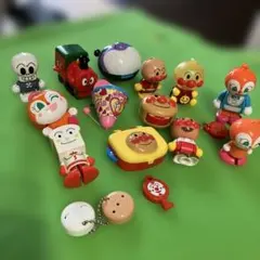 uu様　　　　　アンパンマン　キーホルダー　ガチャガチャ　ドキンちゃん　全14種