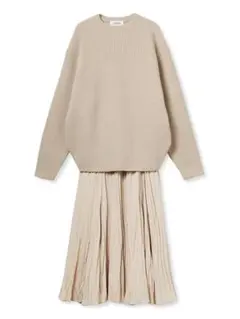 【新品未使用】ミラオーウェン　スカート