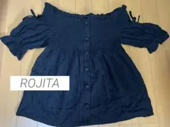 ROJITAオフショルダー バルーン袖 黒 トップスのサムネイル