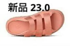 UGG】17.5cm サンダル 夏 GOLDENGLOW SLIDE - メルカリ