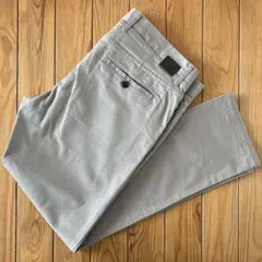 【今だけお得・美品】ZARA MAN ストレートチノパン ベージュ L メンズのサムネイル