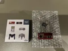 Nintendo ファミコンコントローラーキーホルダー