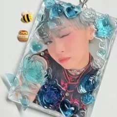 トレカキーホルダー トレカデコ　HANA ローズ　トレカケース