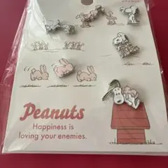ユニバ SNOOPYとうさぎのピアス 未開封のサムネイル