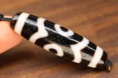 ジービーズ。チベット天珠。三眼天珠　。(3アイジ. ジービーズ)