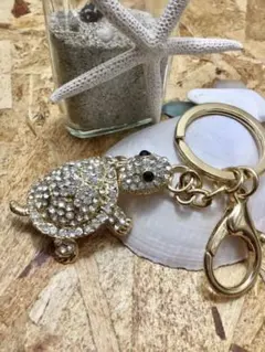 Hawaiiで仕入れた☆☆ホヌのストーンキーチェーン『White』ABCストア