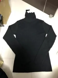 タートルネック　リブニット　ブラック