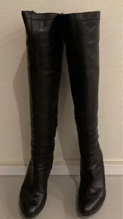 Item thumbnail for item e5f8d4de-00ac-466d-845b-87430157186e