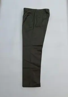 ダークグリーン チノパン ユニクロ 88×85
