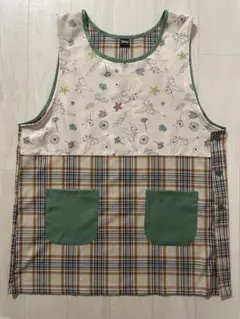 【美品】ディズニー ティンカーベル エプロン 保育士 チェック 大きいサイズ