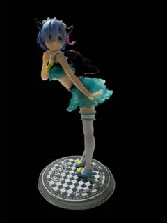 レム フィギュア 青いフリル衣装