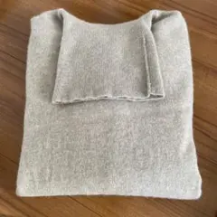 UNIQLO ユニクロ　カシミヤタートルネックセーター　Lサイズ