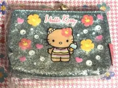 ハローキティ　グリッターポーチ　日焼け