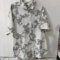 STUSSY ステューシー 半袖シャツ 総柄 グレー XLのサムネイル