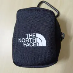THE NORTH FACE ミニポーチ カラビナ付き ブラックのサムネイル