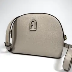 【未使用に近い】フルラ　ショルダーバッグ　アテナ　レザー　シボ革　グレージュ 未使用に近い】フルラ ショルダーバッグ アテナ レザー シボ革