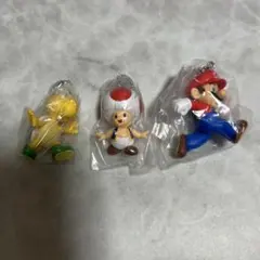 お菓子のおまけ　 マリオ・キノピオ・ヨッシー キーホルダーセット