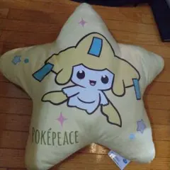 ポケモン　ジラーチ　 星型ぬいぐるみ