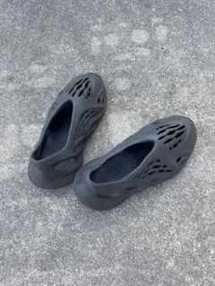 2026年最新】FOAM RUNNERの人気アイテム - メルカリ