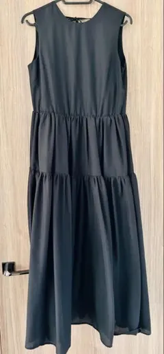 Mila Owen ミラ オーウェン　ブラック ノースリーブ ロングワンピース