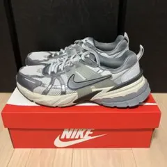 の*ぬ様 NIKE V2K RUN 28.5cm