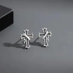 【新品】メンズ　ピアス　両耳　十字架　アクセサリー　ストリート　韓国