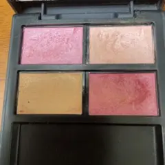 Celvoke アイパレット 03